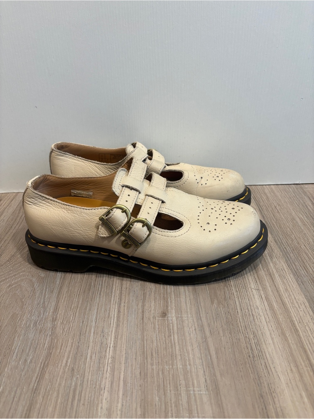 Dr. Martens Shoes Womens 8 8065 Mary Jane Taupe Leather Buckle Chunky